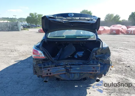 2015 Nissan Altima 2.5 S из США, поврежденный, VIN 1N4AL3AP6FN309367